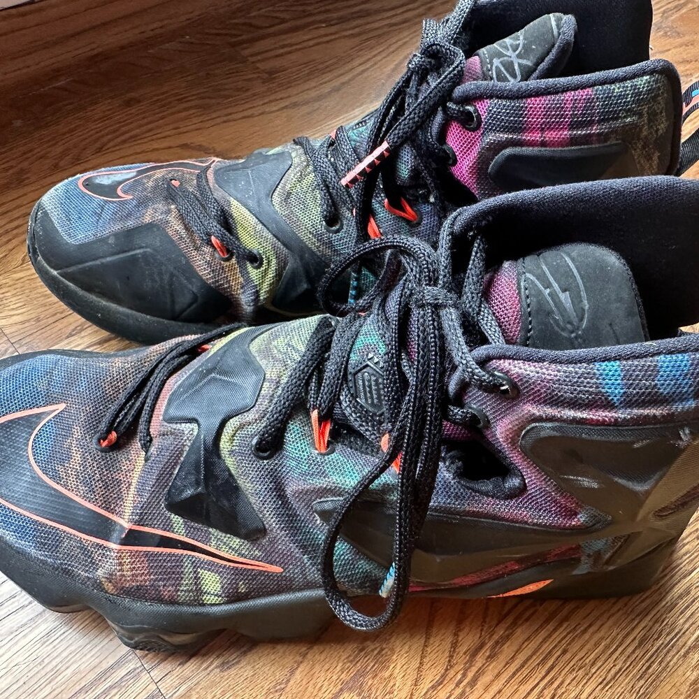 Men's Nike Labron 13 Akronite size 8.5 - Picture 2 of 6